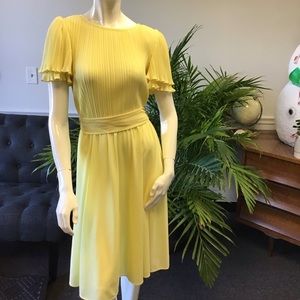 Vtg 1970s Sunshine Yellow Nylon Pleated Dress size small 4/6